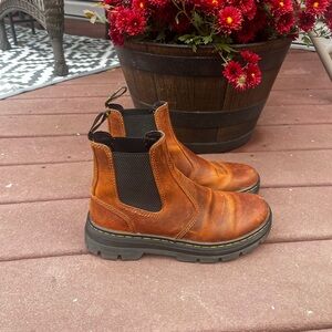 Brown Dr. Martens. Women’s Size 7. Chelsea boot.